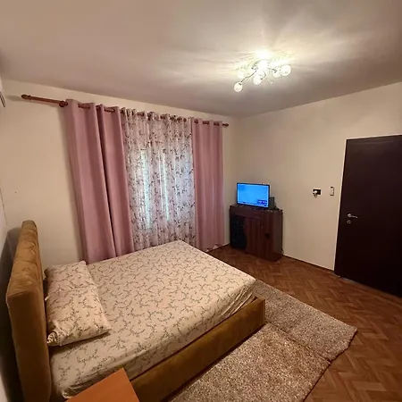 Cosy House تيرانا