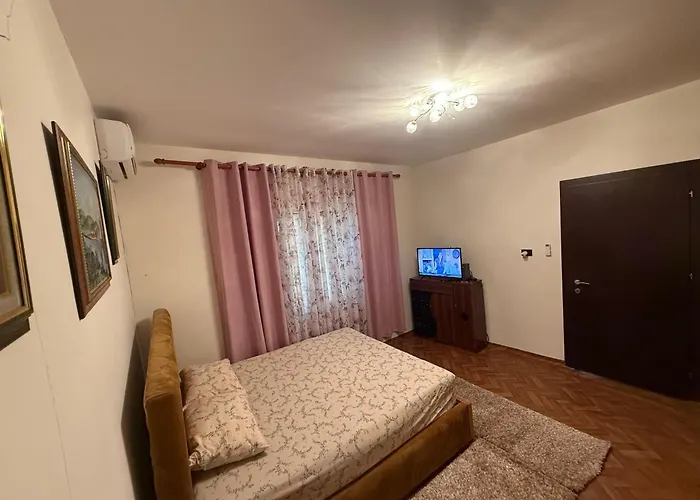 Cosy House 地拉那