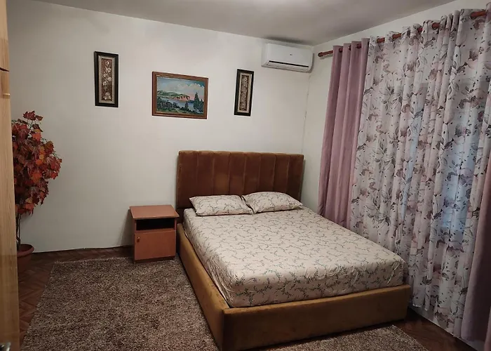 Cosy House 地拉那